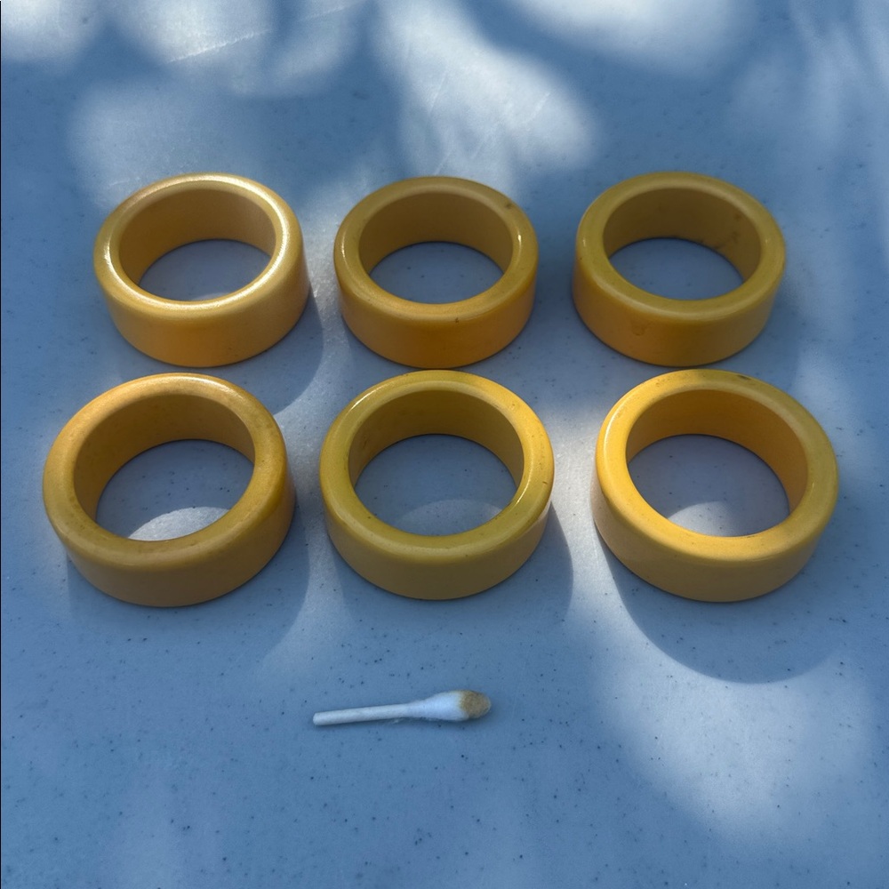 Vintage MCM Bakelite Yellow Napkin Ring Holders Set of 6, Retro Homeware